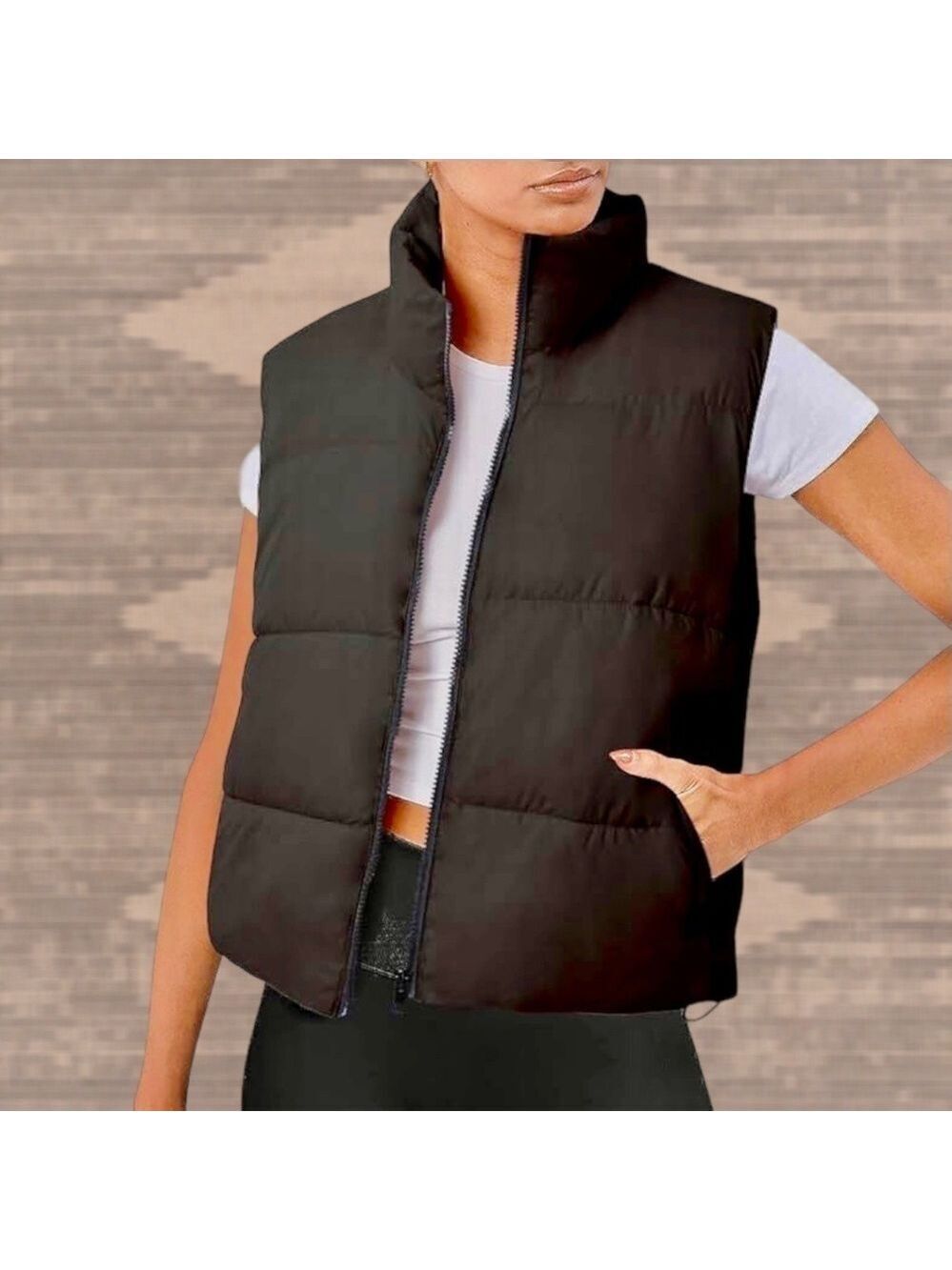 Lightweight Cropped Sleeveless Puffer Vest in Black/Md-NWT - Picture 2 of 15